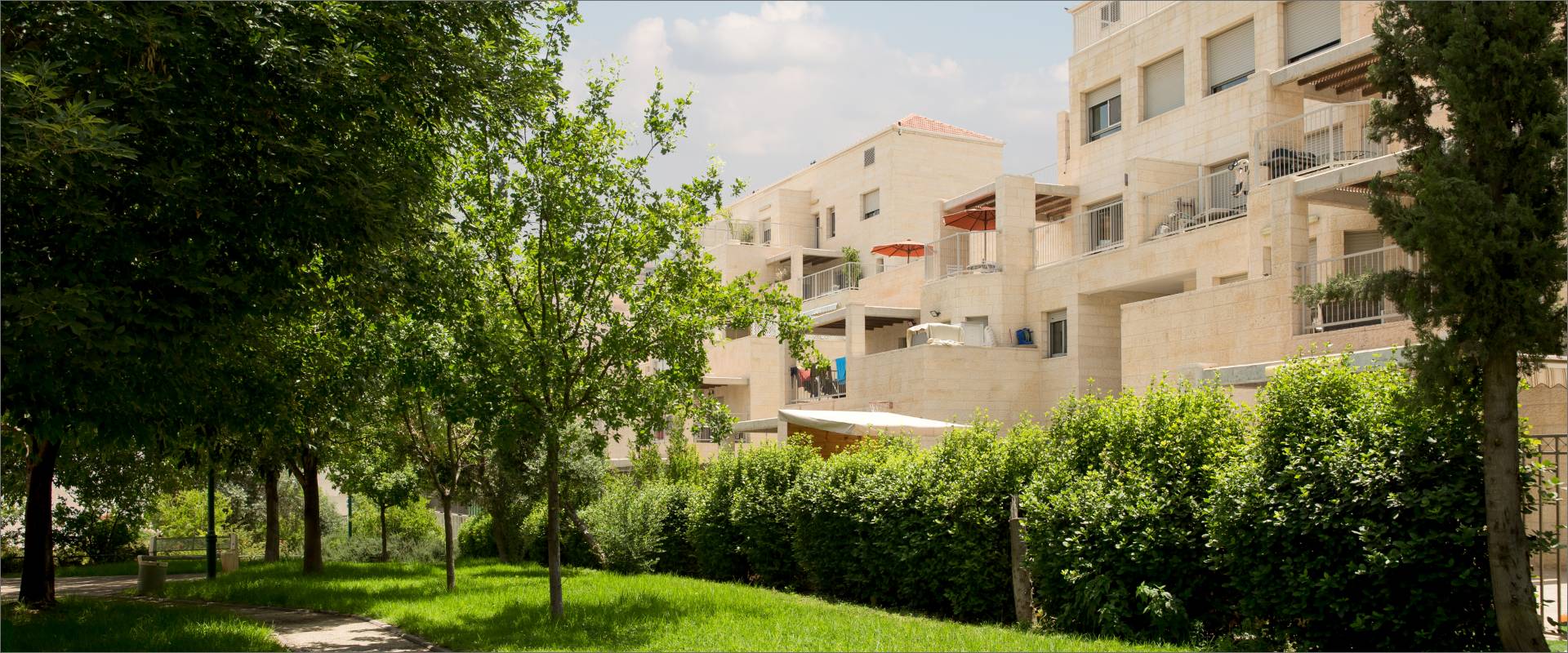 High Park אתר קבוצת הדר